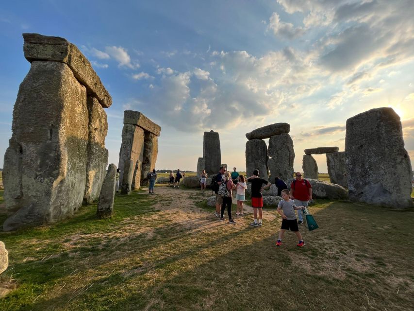 From London: Stonehenge Private Inner Circle Tour with Bath - Is $184 a fair price?