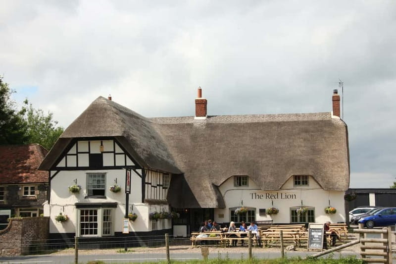 From London: Stonehenge & The Stone Circles of Avebury Tour - Stonehenge with time to explore independently