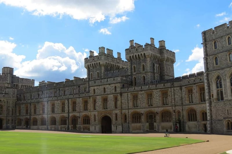 From London: Stonehenge & Windsor Castle Tour with Tickets - Stonehenge and Windsor Castle in one ambitious day