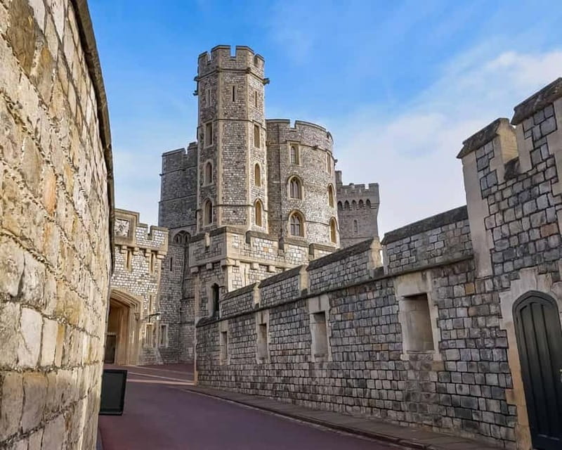 From London: Stonehenge & Windsor Castle Tour with Tickets - The transfer from Stonehenge to Windsor