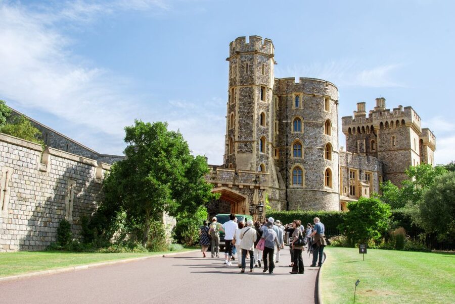 From London: Windsor Castle, Bath, and Stonehenge Day Trip - Bath: Georgian streets, the Abbey, and Pulteney Bridge