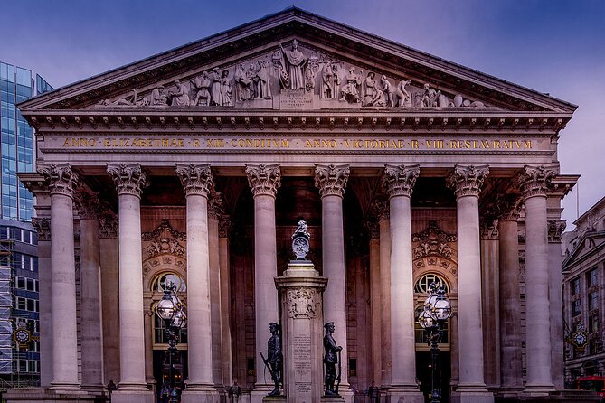 Ghastly Ghost Walking Tour in London - Dark streets, old crimes, and ghostly tales