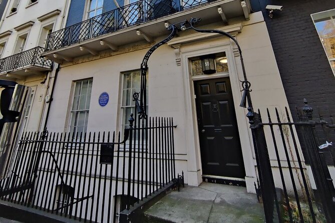 Ghost Tour of Mayfair - Starting among Mayfair’s grand addresses