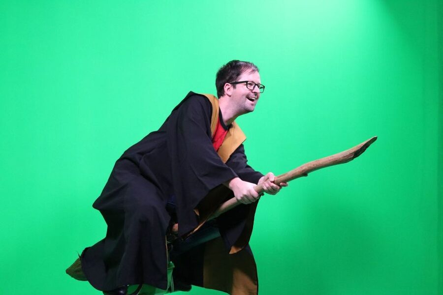 Harry Potter: Warner Bros. Studio Tour from King's Cross - Food, Butterbeer, and the gift shop