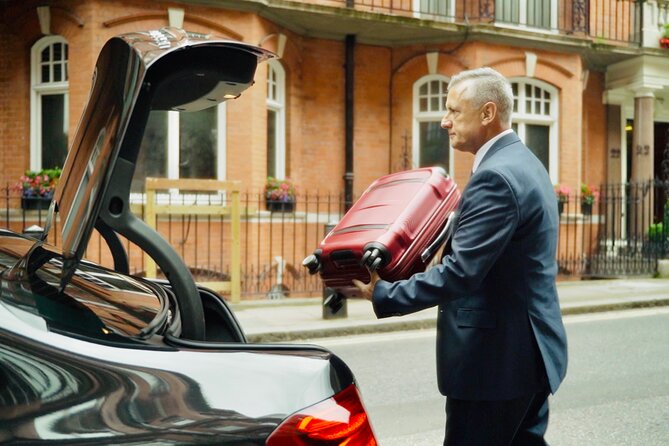 Heathrow Airport Taxi - Private Transfer to/from London - Who should book this Heathrow transfer