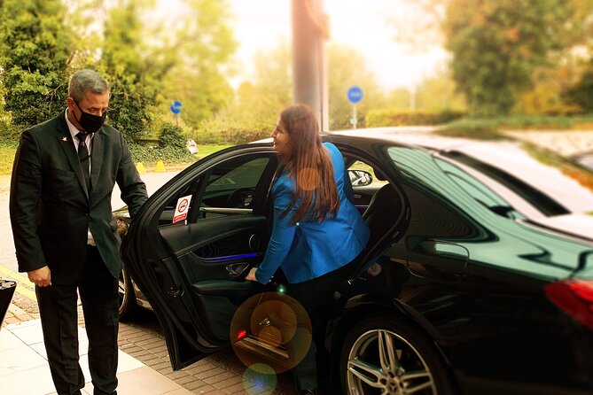 Heathrow Airport to Central London Private Transfers - Meet-and-greet details that can make or break the transfer