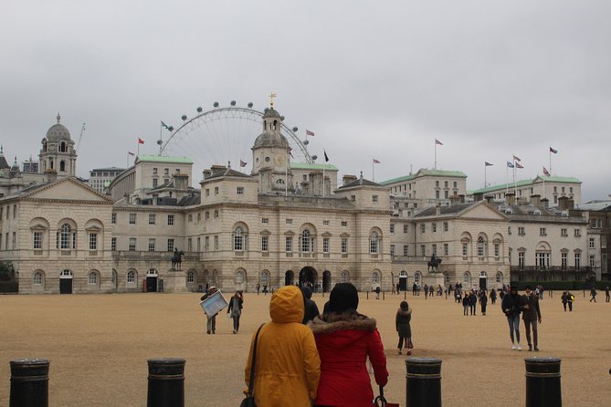 Heathrow Airport to London Arrival Transfer - Choosing the pickup time after your flight lands