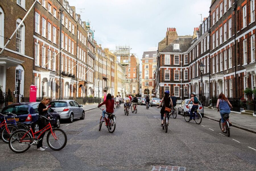 Highlights of Royal London Bike Tour (3 Hours) - Trafalgar Square and the city’s public monuments