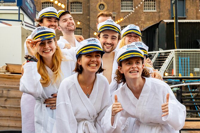 Hot Tub Boat Tour in London - London's most unique tour - Drinks, food, and the social side