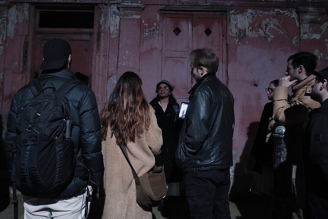 Jack the Ripper: Night Murder Mystery Walking Tour in London - Puma Court, where the streets feel close