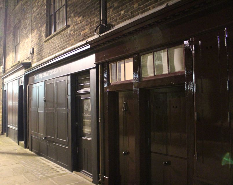 Jack The Ripper Tour in London's East End - The Goulston Street clue
