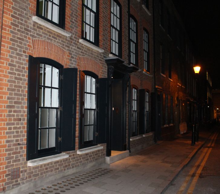 Jack The Ripper Tour in London's East End - Entering Whitechapel’s 1888 story