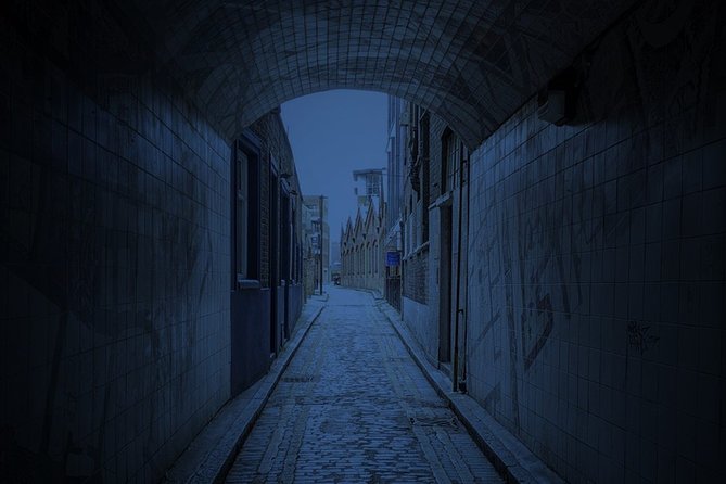 Jack the Ripper Tour in Spanish - Starting at Whitechapel Gallery at 6 pm