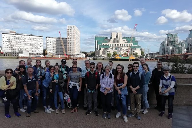 James Bond Small Group Mini Coach Tour of London - Why the guide matters more than the scenery