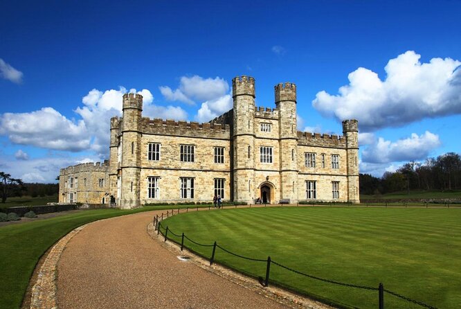 Leeds Castle, Cliffs of Dover and Canterbury Day Trip from London with Guided Cathedral Tour - The day at a glance