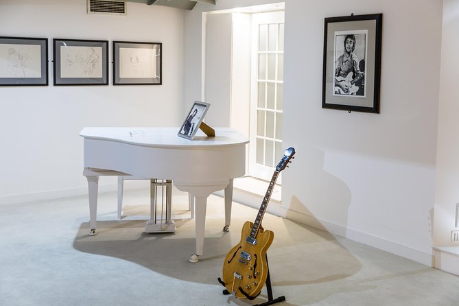 Liverpool and The Beatles Day Tour from London - The train from Euston to Lime Street