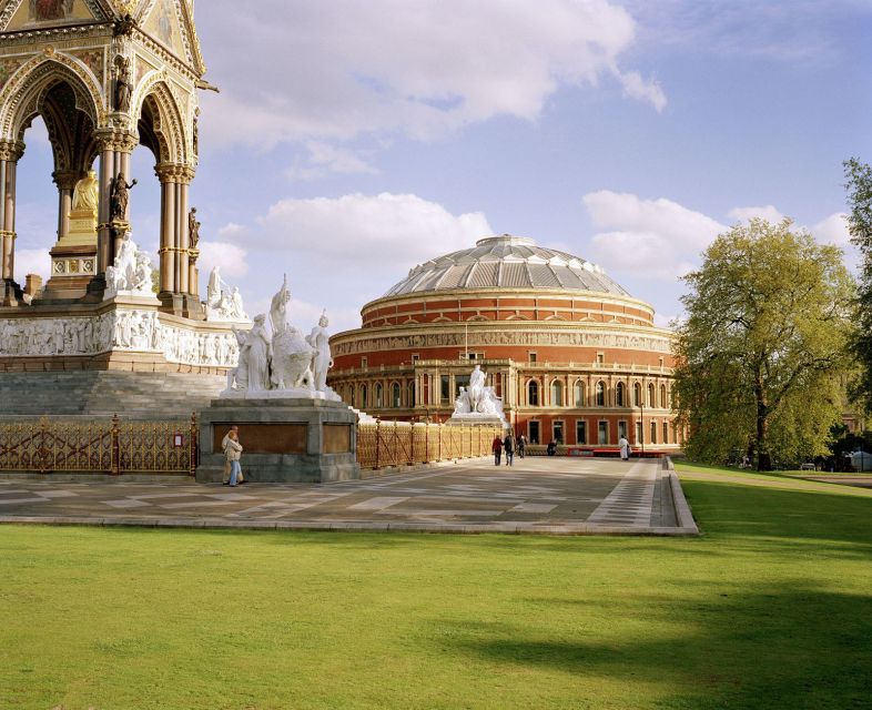 London: 1-Hour Guided Tour of the Royal Albert Hall - Café, Verdi Restaurant, and the Gift Shop