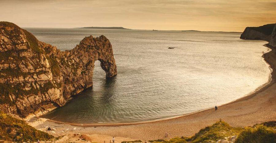 London: 3-Day Stonehenge, Bath & South West Coast Tour - Accommodation, meals, and extra costs
