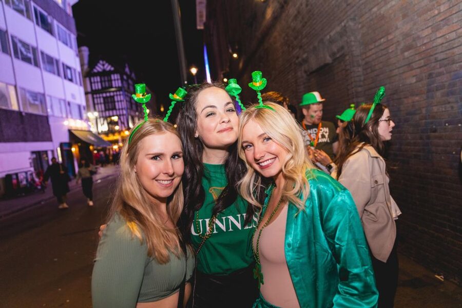 London: 4 Soho Nightclubs Crawl - Four stops across Soho, the West End, and Leicester Square