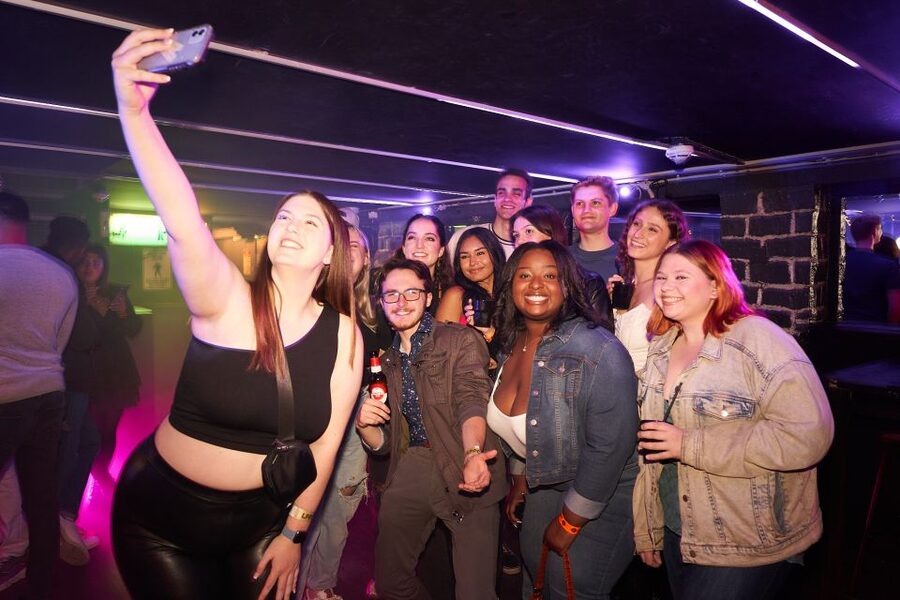 London: 4 Soho Nightclubs Crawl - Dress code and practical preparation