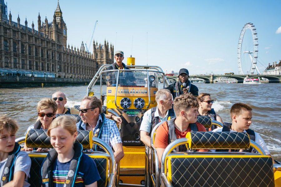 London: 45-Minute Speedboat Sightseeing Tour - What the high-speed section is really like
