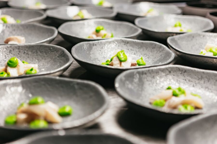 London: 6-Course Gourmet Dinner on a Luxury Coach - What the six-course menu means in practice