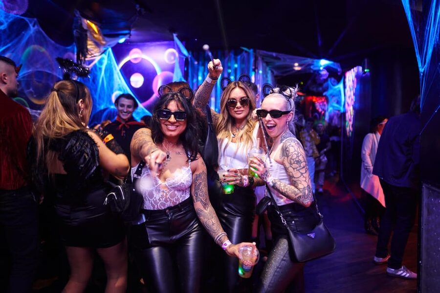 London: Bar and Club Crawl to 5 Central London Venues - Leicester Square: an easy first taste of London nightlife