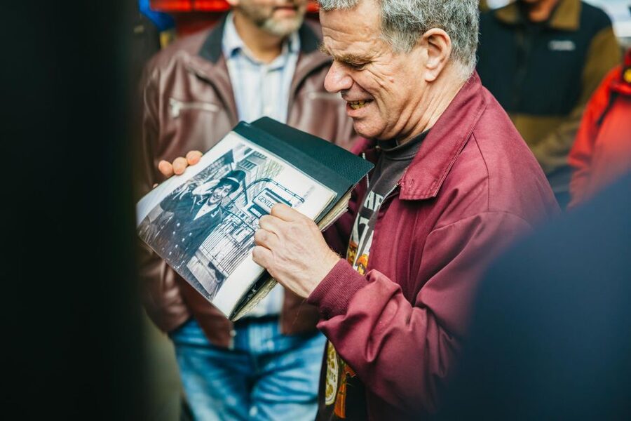 London: Beatles and Abbey Road Tour with Richard Porter - Guide style and group size