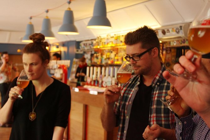 London Beer Tour With Secret Food Tours - What the three-hour route feels like