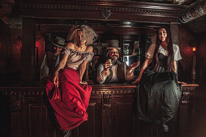 London Bridge Experience and Tombs - The haunted-house finish
