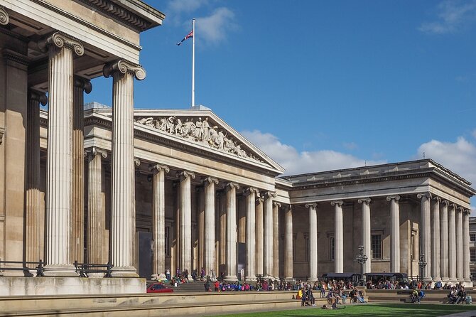London: British Museum Audio Guide & Small Group Entry - Getting into a museum that is free