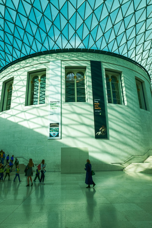 London: British Museum Guided Tour - Guide quality and the sound problem