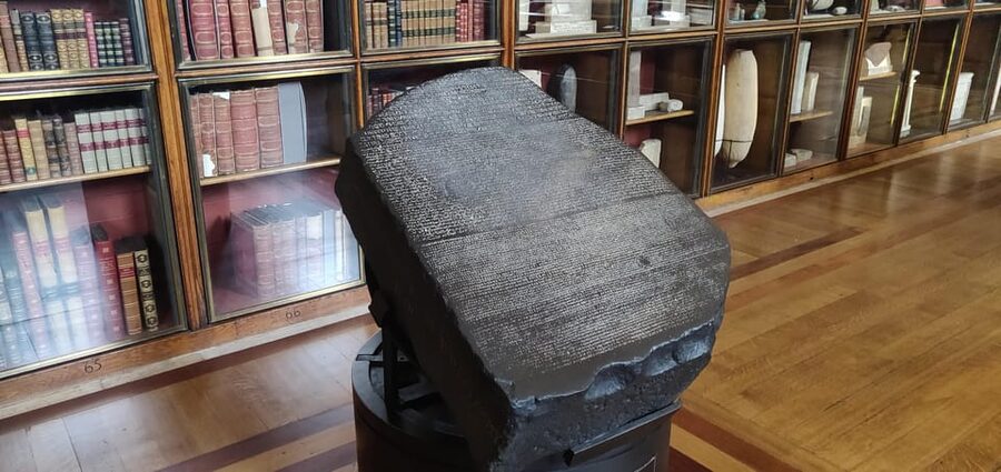London: British Museum Tour with Archaeologist Guide - The British Museum’s famous opening acts