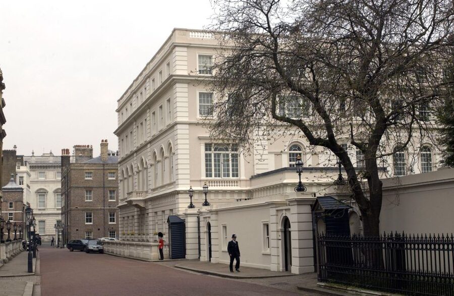 London: Buckingham Palace & Changing of the Guard Experience - Key things to know before you book
