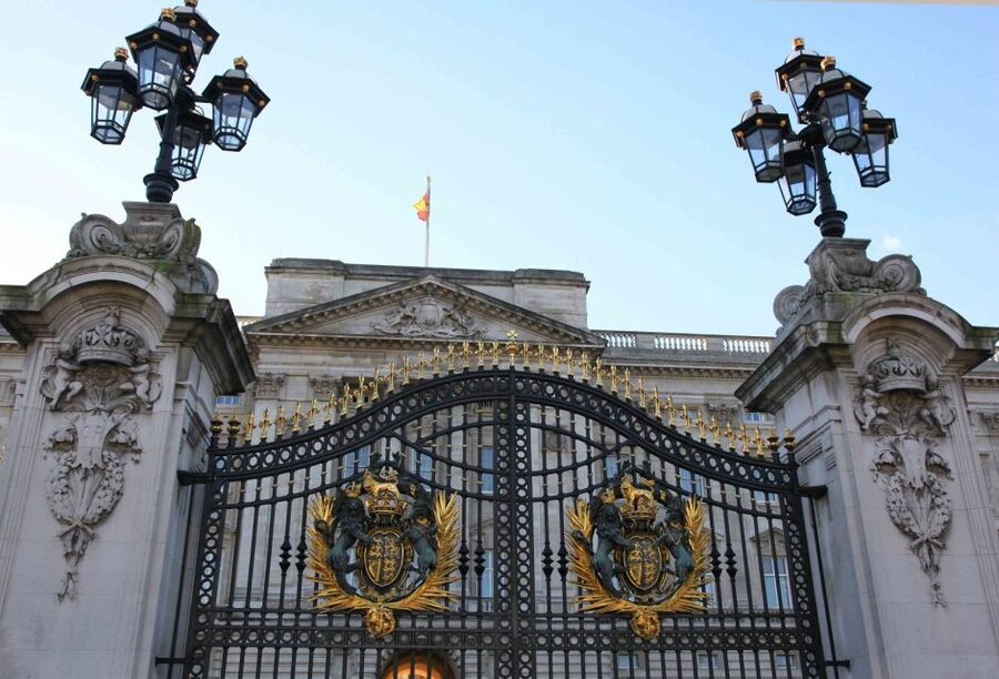London: Buckingham Palace Entry Ticket & Royal Walking Tour - Why this Buckingham Palace visit is worth your time