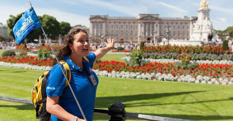 London: Buckingham Palace Entry Ticket & Royal Walking Tour - Meeting at the Duke of York Column