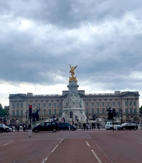 London: Buckingham Palace & Westminster Guided Walking Tour - Key points at a glance