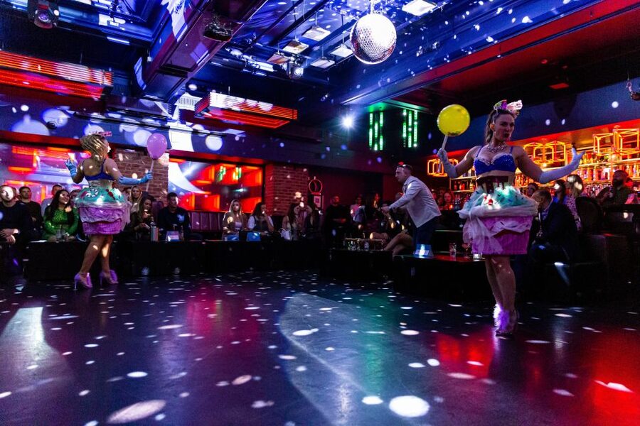 London: Burlesque Cabaret Show in the West End - What kind of night is this?