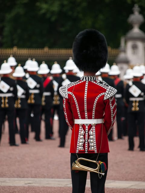 London: Changing of the Guard Experience and Landmarks Tour - From Diana’s fountain to the heart of royal London