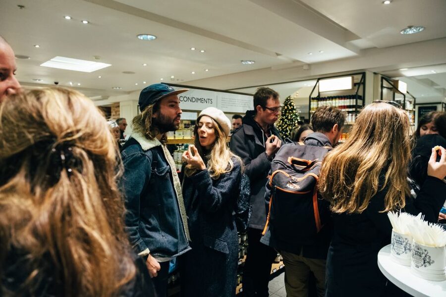 London: Cheese Walking Tour with Tastings - Fortnum & Mason and the grand department-store stop
