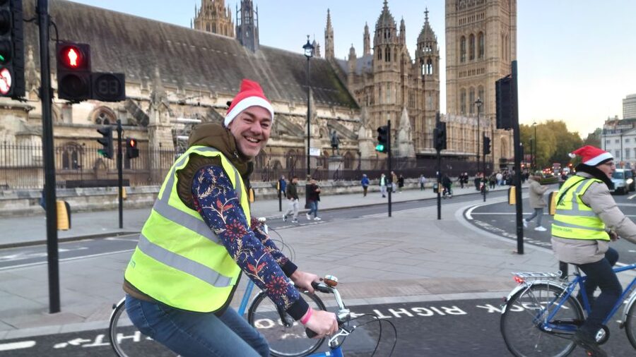 London Christmas Lights Bike Tour - Is $60 a fair price for three hours?