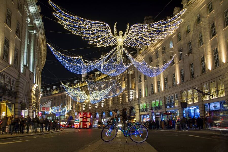 London Christmas Lights Bike Tour - Oxford Street and Regent Street: spectacular but slow