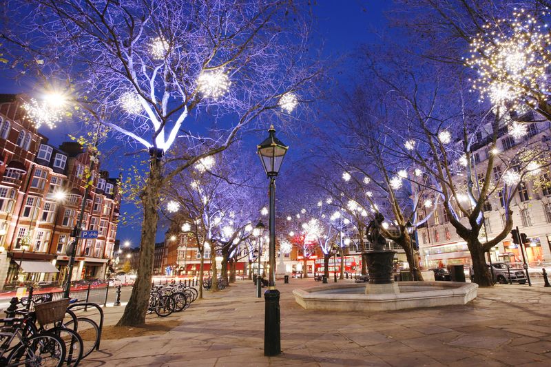 London Christmas Lights Bike Tour - What the guides add to the ride
