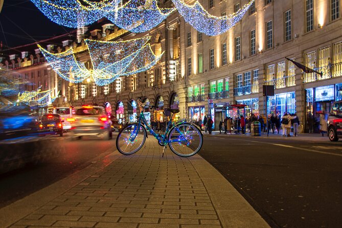 London Christmas Lights Bike Tour with Local Guide - Southbank and the Christmas market finale