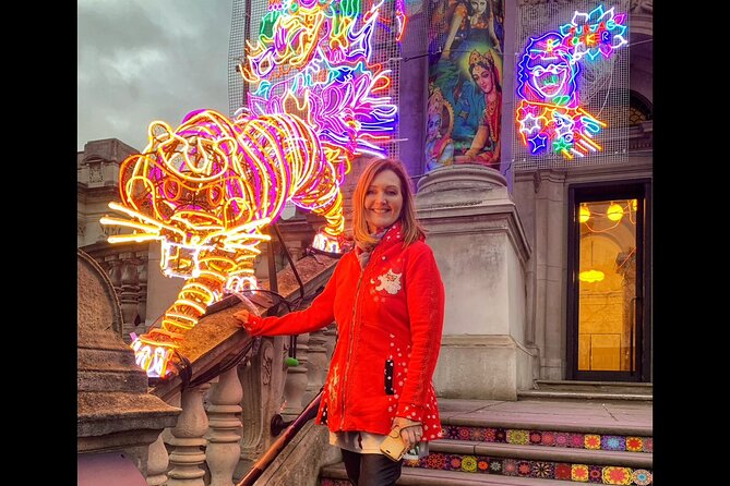 London Christmas Lights Guided Tour by Cab - Westminster: the biggest concentration of famous sights