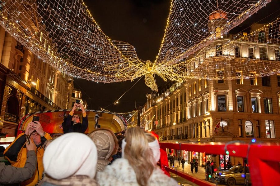 London: Christmas Lights Tour by Vintage Double-Decker Bus - Who will enjoy this tour most