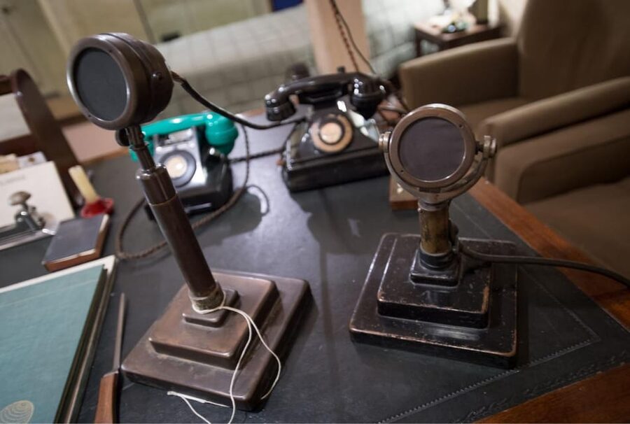 London: Churchill War Rooms Ticket & Political London Audio - The Map Room and the business of war