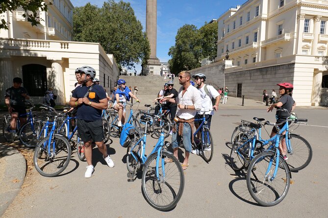 London Classic Landmarks Bike Tour with Local Guide - Smithfield Market and the City of London