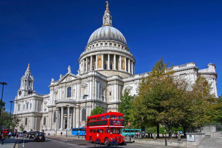 London: Crown Jewels Tour with River Cruise - From St. Paul’s to the Tower of London