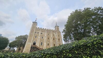 Easy Access Tower of London and Crown Jewels Tour